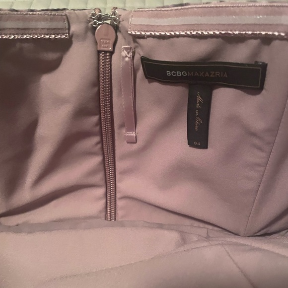 BCBG MaxAria Violet Martina Strapless
Cocktail dress, Size 4 - Picture 5 of 8